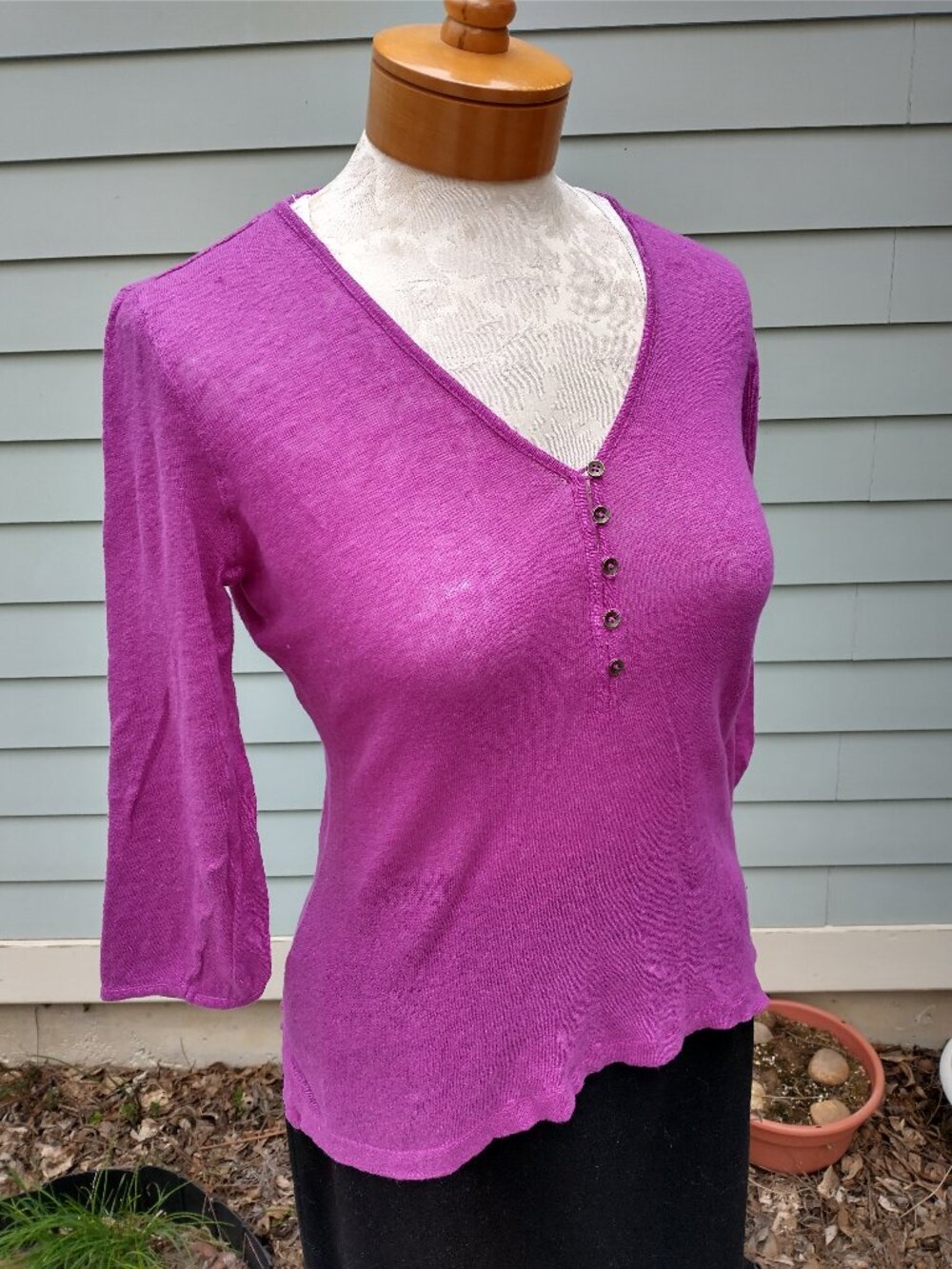 Blouse: linen, orchid, v-neck with 3/4 sleeve. Size xs - Ralph Lauren